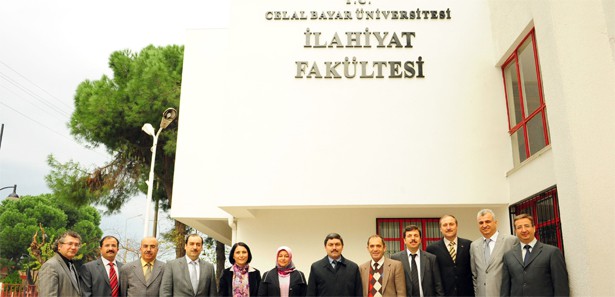 Celal Bayar Üniversitesi İlahiyat Fakültesi açıldı 