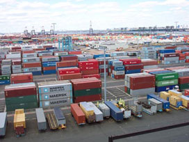 Çin'de ihracat ve ithalat beklentileri aştı 