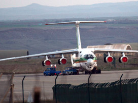 D.Bakır'a indirilen uçak İran'a havalandı 