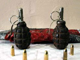 D.Bakır'da PKK'ya ait silahlar bulundu 