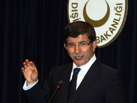 Davutoğlu: Her şey güvenli ve istikrarlı bir Irak için 