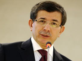 Davutoğlu'ndan muhalefete Libya brifingi 