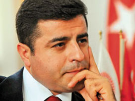 Demirtaş: Şivan Perver'in siyaseti beğenmiyoruz