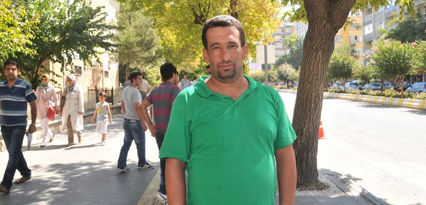 Deprem, bazı evlere hasar verdi