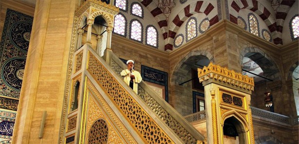 Diyanet'te Cuma Hutbesi için tek konu