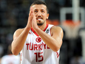 Dört Türk basketbolcu ödüle aday! 