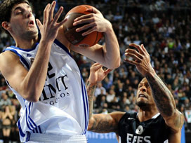 Efes Pilsen, Real Madird'e direnemedi! 