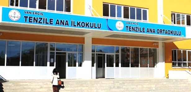 Erdoğan, annesinin adını taşıyan okulu açtı 