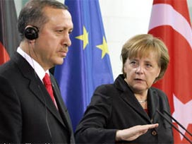 Erdoğan, Merkel'e Kuveyt'ten seslendi 