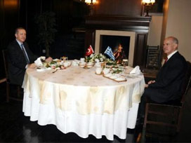 Erdoğan'a cumayı kaçırtan görüşme