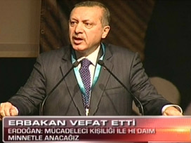 Erdoğan'ın Erbakan'ın vefatı taziyesi 