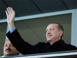 Erdoğan şehit heykellerinin açılışını yaptı 