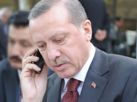 Erdoğan, toprak alıtndaki içilerin ailelerini aradı