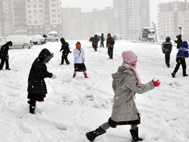 Erzincan´da eğitime kar engeli