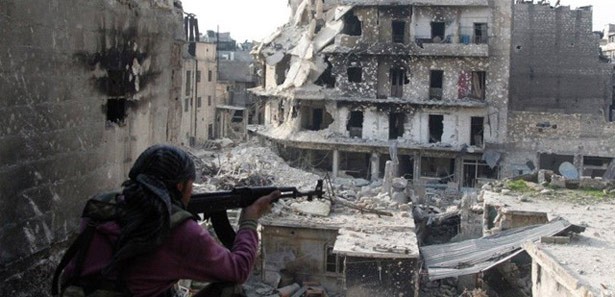 Esed varil bombaları yağdırıyor