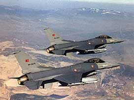 Eşek Adasında Türk uçakları iddiası 