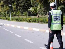 Evrak işi azalan polisin denetimi kazaları azalttı