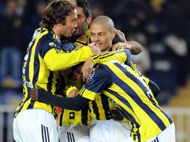 Fenerbahçe ikinciliğe yükseldi 