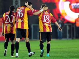 G.Saray'dan Sami Yen'e yakışan veda! 