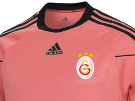 Galatasaray Adidas ile yollarını ayırdı 