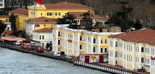 Galatasaray Üniversitesi'nin neden yandığı belli oldu! 