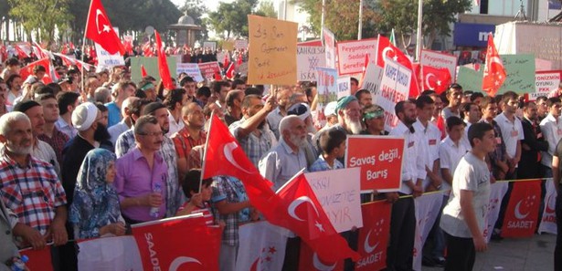 Gebze'de teröre lanet mitingi 