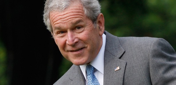George Bush kalp ameliyatı geçirdi 
