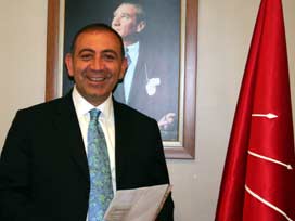 Gürsel Tekin'e esnaftan tepki