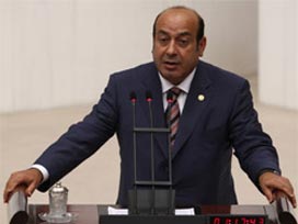 Hasip Kaplan iki Çelik'in özür dilemesini istedi Hasip Kaplan iki Çelik'in özür dilemesini istedi