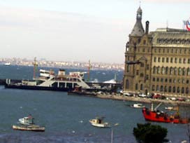 Haydarpaşa Tren Garı için eylem