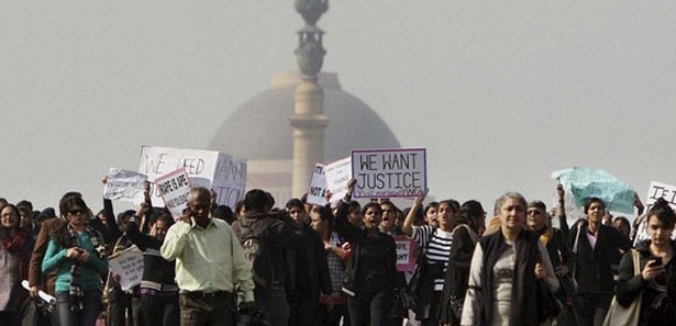 Hindistan'da yeni tecavüz skandalı 