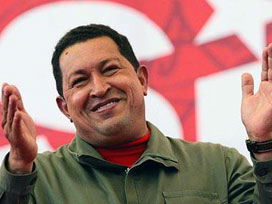 Hugo Chavez dikişlerini aldırdı 