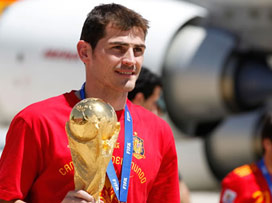Iker Casillas'a altın eldiven 