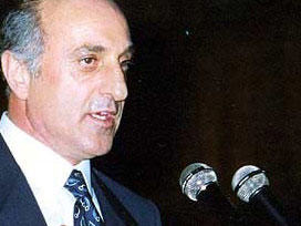 İlhan Kesici'den DP'ye liderlik yanıtı