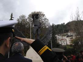 İlk Türk hava şehidi Fethiye'de anıldı 