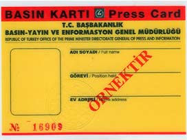 İlköğretim mezunu gazeteciye basın kartı