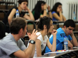 İptal edilen KPSS Eğitim Bilimleri sınavı yapıldı