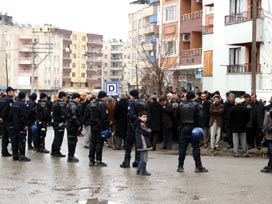 KCK davası pazartesi gününe ertelendi