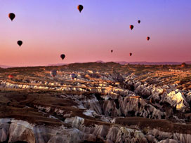 Kapadokya'da balon turları kışında ilgi görüyor 