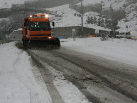 Kar yağışı Yozgatlı çiftçileri sevindirdi 