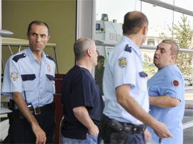 Kayseri'de hasta yakınları doktoru darp etti