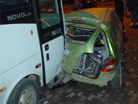 Kaza sonrası otobüs dehşeti: 2 ölü 