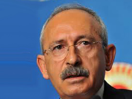Kılıçadaroğlu: Başbakan GS'yi tehdit ediyor Kılıçadaroğlu: Başbakan GS'yi tehdit ediyor