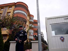 Kılıçdaroğlu'nun apartmanına 'polis noktası'