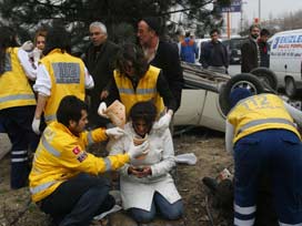 Konya'daki 7 kişi hatalı sollama kurbanı 