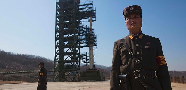 Kuzey Kore fırlattı, dünya alarma geçti 