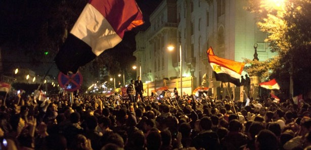 Mısır'da referanduma destek ve tepki gösterileri 