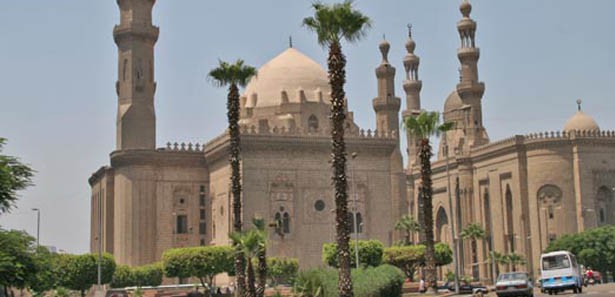 Mısır'da tarihi camilere özel koruma 