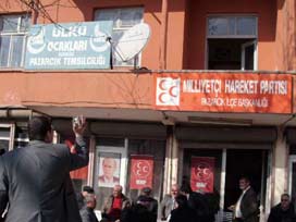 MHP Pazarcık İlçe Teşkilatı'na molotoflu saldırı 