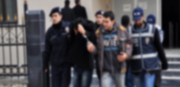 Mahmutlar Belediyesi'ne operasyon: 20 gözaltı 